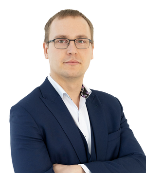Hannes-Martin Uibooss - CEO